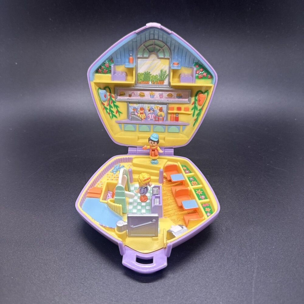 Polly Pocket Vtg 1992 Bluebird Toys Burger Bar Fast Food Restaurant~Complete Set